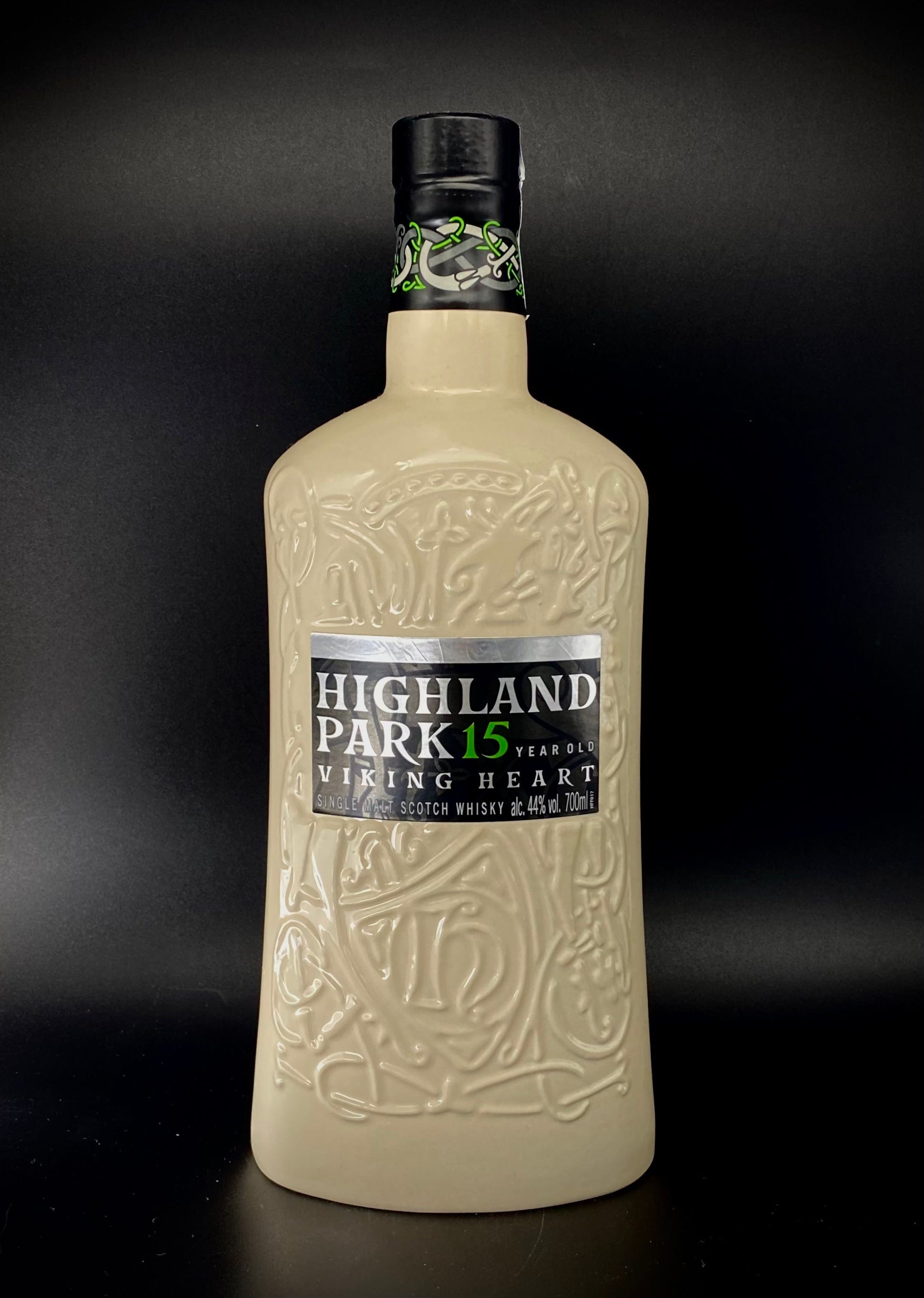 Horny Pony  Highland Park 15y/o Viking Heart 44%ABV 30ml